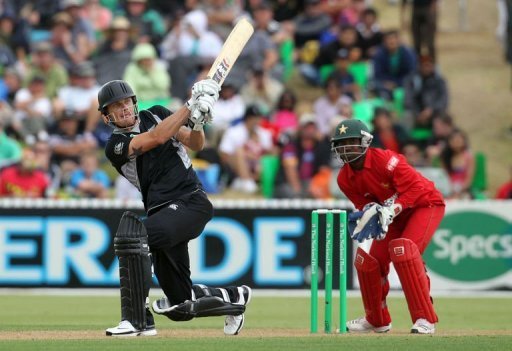 Nicol ton leads New Zealand to successive victory vs. Zimbabwe