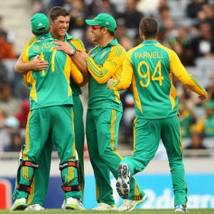 Marchant de Lange wrecks New Zealand as South Africa wins 3rd ODI