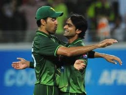 Mohammad Hafeez and Umar Gul- match winning performance against Bangladesh
