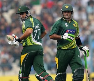 Nasir Jamshed and Mohammad Hafeez - A match winning opening partnership of 141 runs