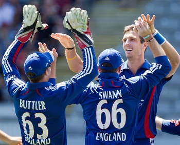 England crushed New Zealand to win the series – 3rd ODI