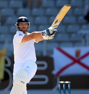 Matt Prior and Ian Bell fight back for a draw – 3rd Test vs. New Zealand